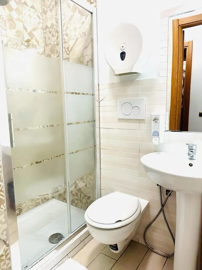 Rome Star Guesthouse 0*,
