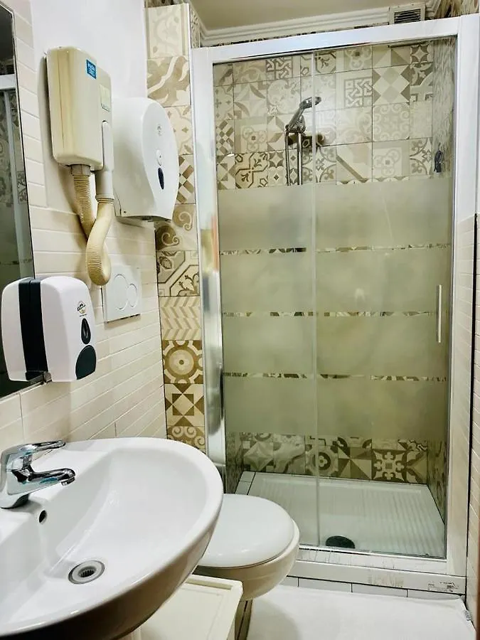 Rome Star Guesthouse