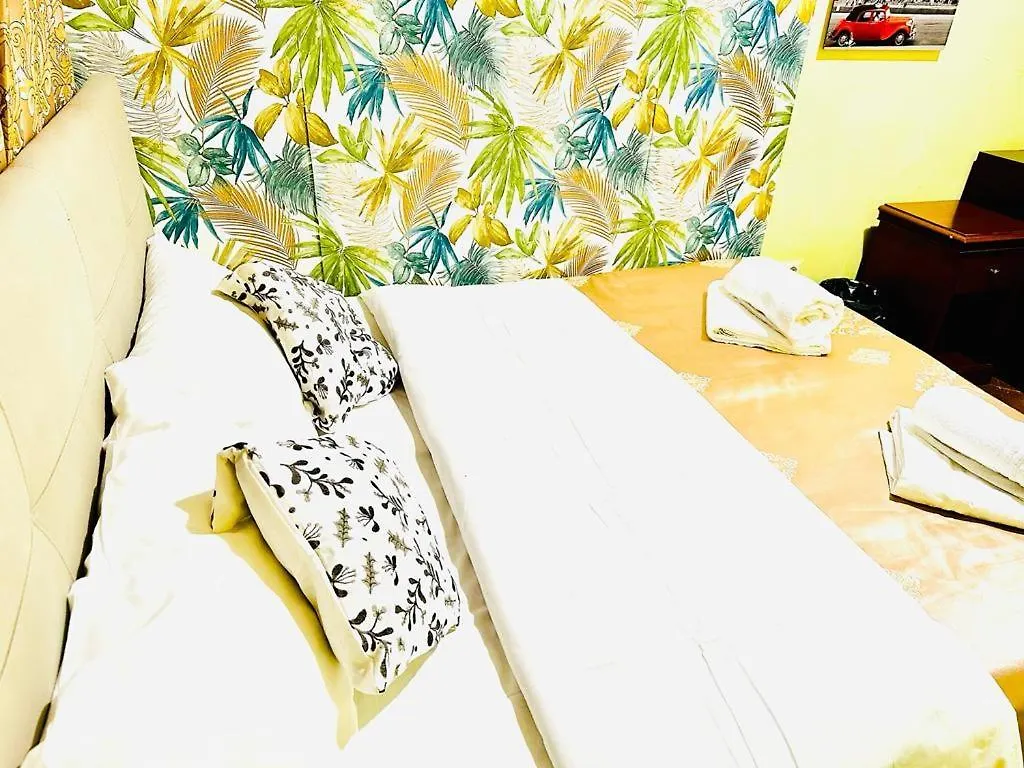 Rome Star Guesthouse 0*,